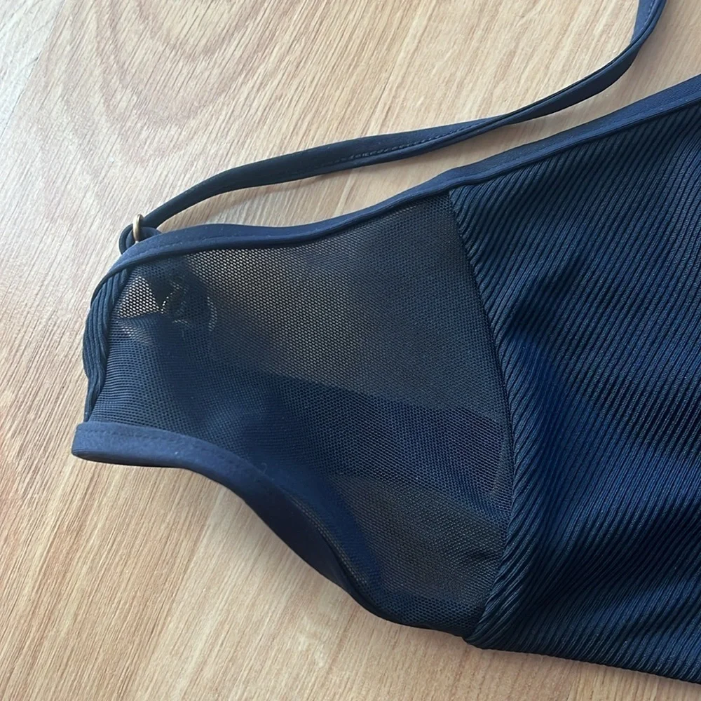 Lspace *** Macey top size large black ribbed mesh swim